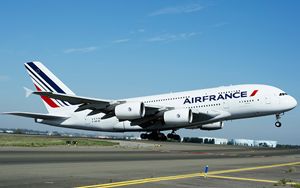 Air France-KLM, "via subito" i nove giganti dell